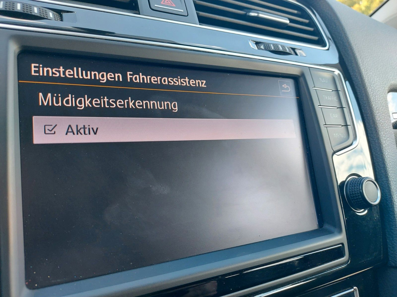 Sedaan Volkswagen Golf VII Lim. Highline Xenon Massage Leder: pilt 16