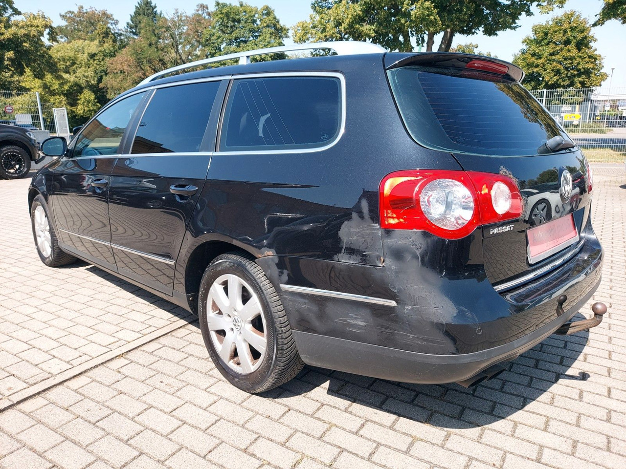 Volkswagen Passat Variant Highline Automatik Navi Leder AHK - Universaal: pilt 4 Volkswagen Passat Variant Highline Automatik Navi Leder AHK - Universaal: pilt 4