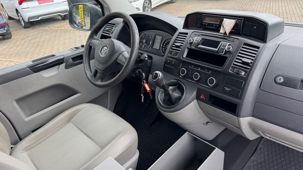 Volkswagen T5 Transporter Kasten-Kombi Lang 4Motion KLIMA - Mikrobuss: pilt 4 Volkswagen T5 Transporter Kasten-Kombi Lang 4Motion KLIMA - Mikrobuss: pilt 4
