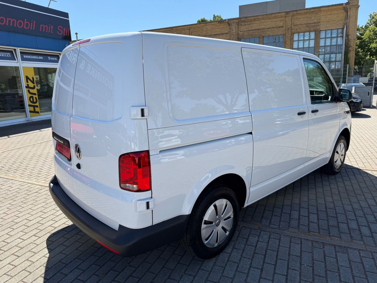 Volkswagen T6 Transporter KAMERA REGAL EINBAUTEN KLIMA - Mikrobuss: pilt 4 Volkswagen T6 Transporter KAMERA REGAL EINBAUTEN KLIMA - Mikrobuss: pilt 4