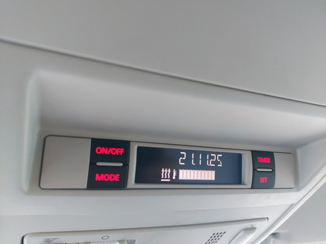 Volkswagen T6 Transporter Kasten 4Motion LED DSG 3 SITZE - Mikrobuss: pilt 2 Volkswagen T6 Transporter Kasten 4Motion LED DSG 3 SITZE - Mikrobuss: pilt 2