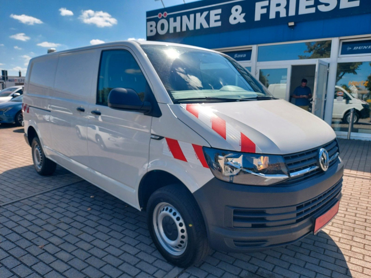 Volkswagen T6 Transporter Kasten-Kombi Lang 4 Motion Klima - Mikrobuss: pilt 2 Volkswagen T6 Transporter Kasten-Kombi Lang 4 Motion Klima - Mikrobuss: pilt 2