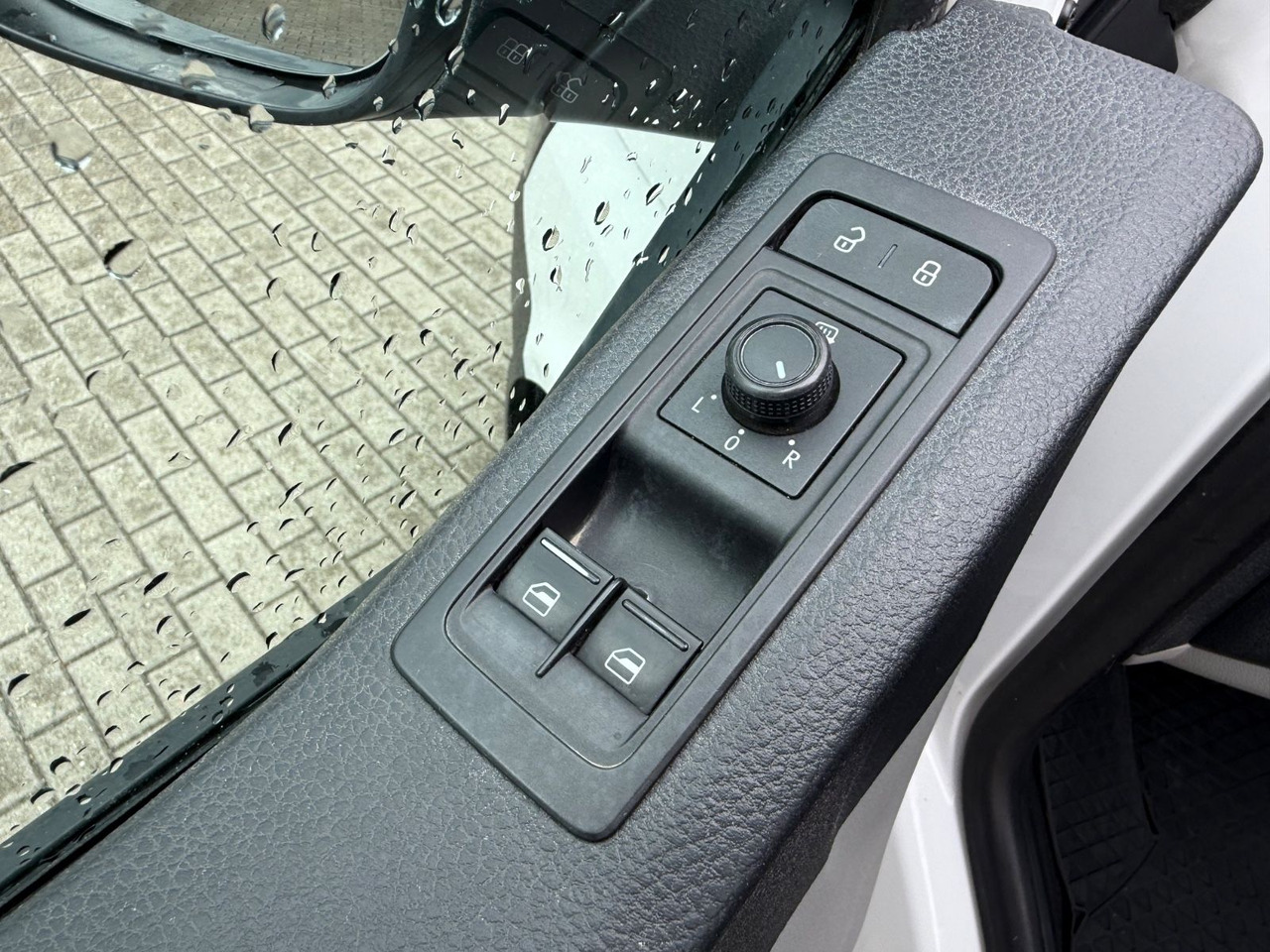Mikrobuss Volkswagen T6 Transporter Kasten Kombi lang 4Motion 5 Sitze: pilt 16