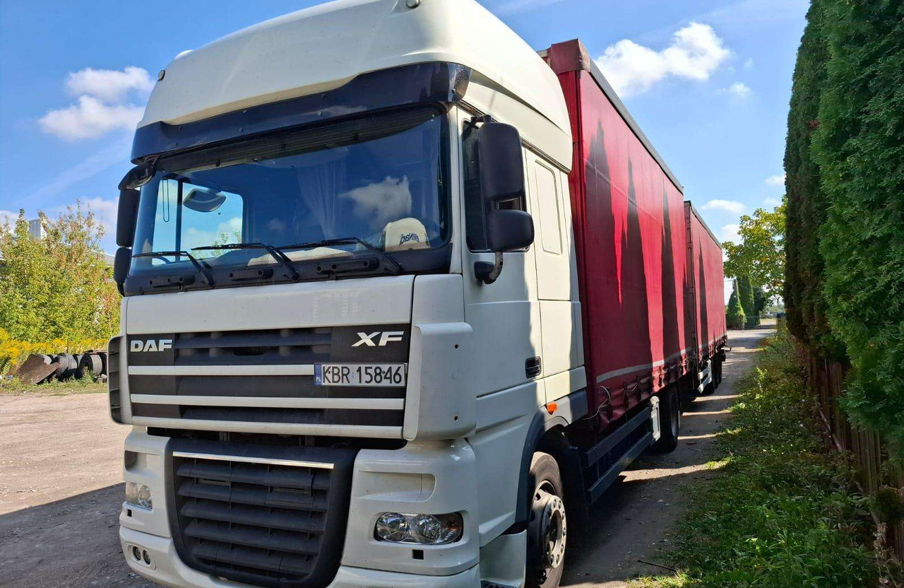 DAF XF 460 - Tent veoauto: pilt 1 DAF XF 460 - Tent veoauto: pilt 1
