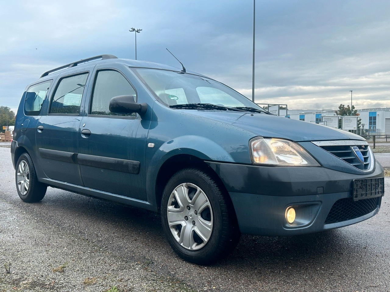 Dacia Logan MCV 1.6 16V Lauréate,Kupplung neu,TÜV 6/25 - Auto: pilt 3 Dacia Logan MCV 1.6 16V Lauréate,Kupplung neu,TÜV 6/25 - Auto: pilt 3