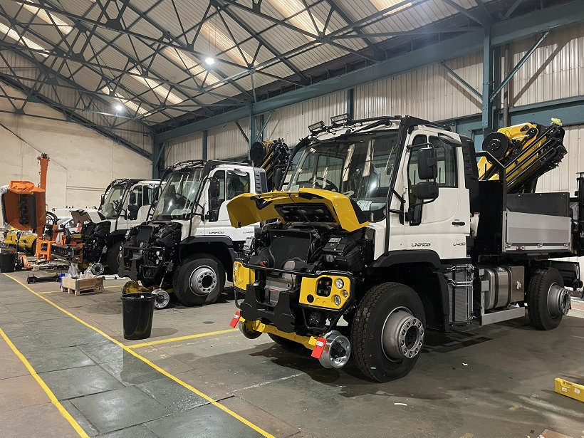 UNIMOG - Kraanaga veoauto: pilt 1 UNIMOG - Kraanaga veoauto: pilt 1