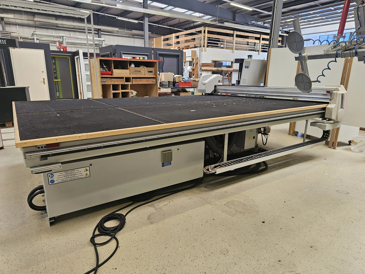 1 Stk. CNC Glasplatten Schneideanlage (Intermac) - Tööpink: pilt 4 1 Stk. CNC Glasplatten Schneideanlage (Intermac) - Tööpink: pilt 4