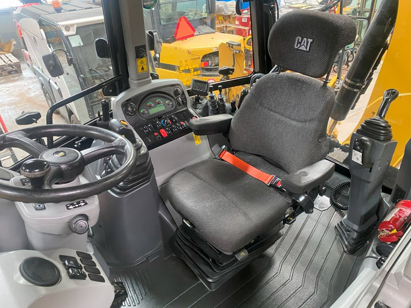 Caterpillar 432F2 NVT - Ekskavaator-laadur: pilt 3 Caterpillar 432F2 NVT - Ekskavaator-laadur: pilt 3