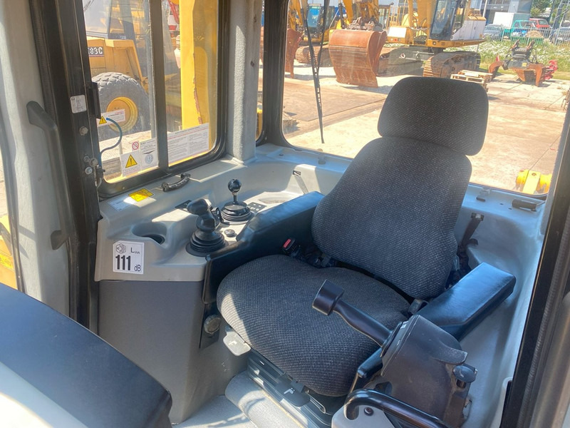 Caterpillar D6T XW NVT - Buldooser: pilt 4 Caterpillar D6T XW NVT - Buldooser: pilt 4