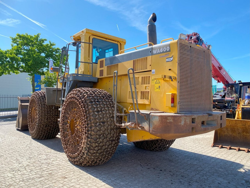 Komatsu WA600-3 NVT - Rataslaadur: pilt 2 Komatsu WA600-3 NVT - Rataslaadur: pilt 2