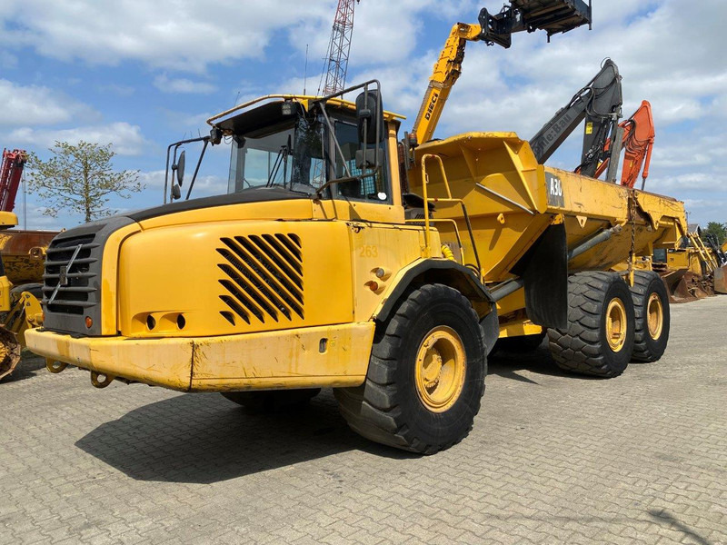 Volvo A 30 D 6x6 dumper articulated hauler - Liigendkallur: pilt 1 Volvo A 30 D 6x6 dumper articulated hauler - Liigendkallur: pilt 1