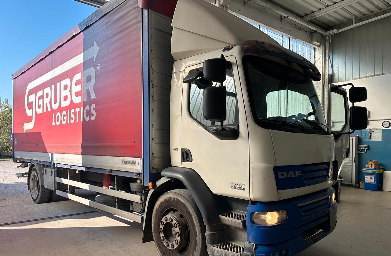 Daf 55.250 EURO 5 PORTATA 100 Q.LI - Tent veoauto: pilt 1 Daf 55.250 EURO 5 PORTATA 100 Q.LI - Tent veoauto: pilt 1