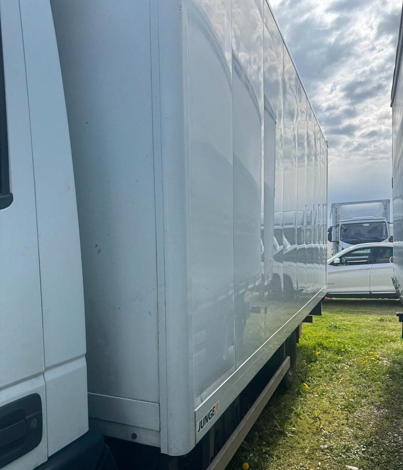 Iveco 75e190 - Kasti veoauto: pilt 4 Iveco 75e190 - Kasti veoauto: pilt 4
