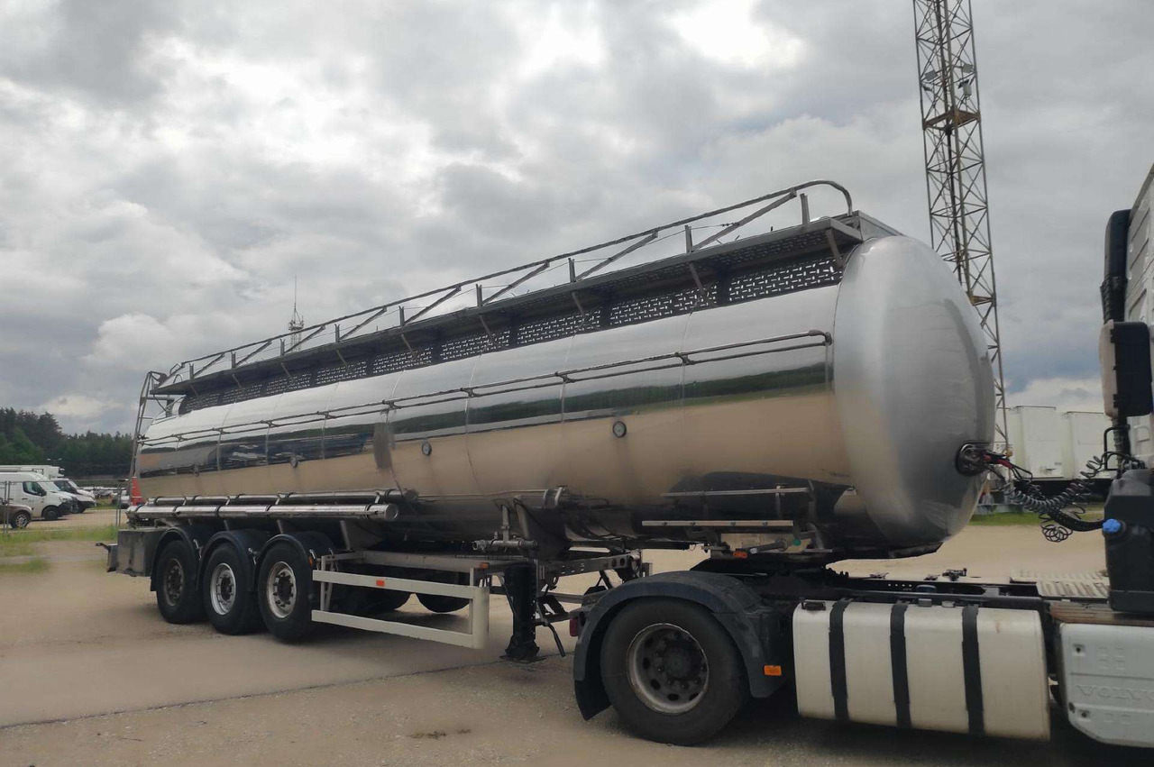 Farcinox - Tsistern poolhaagis: pilt 2 Farcinox - Tsistern poolhaagis: pilt 2