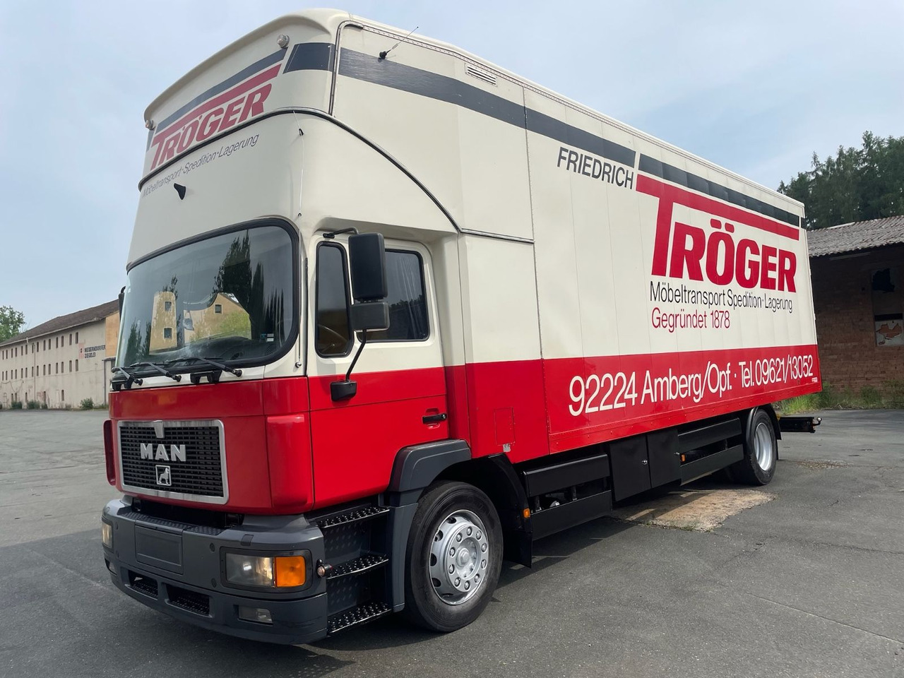 MAN 18.264 M40 Wohnmobil/4xBett/AC/Standheizung/EU2 - Kasti veoauto: pilt 3 MAN 18.264 M40 Wohnmobil/4xBett/AC/Standheizung/EU2 - Kasti veoauto: pilt 3
