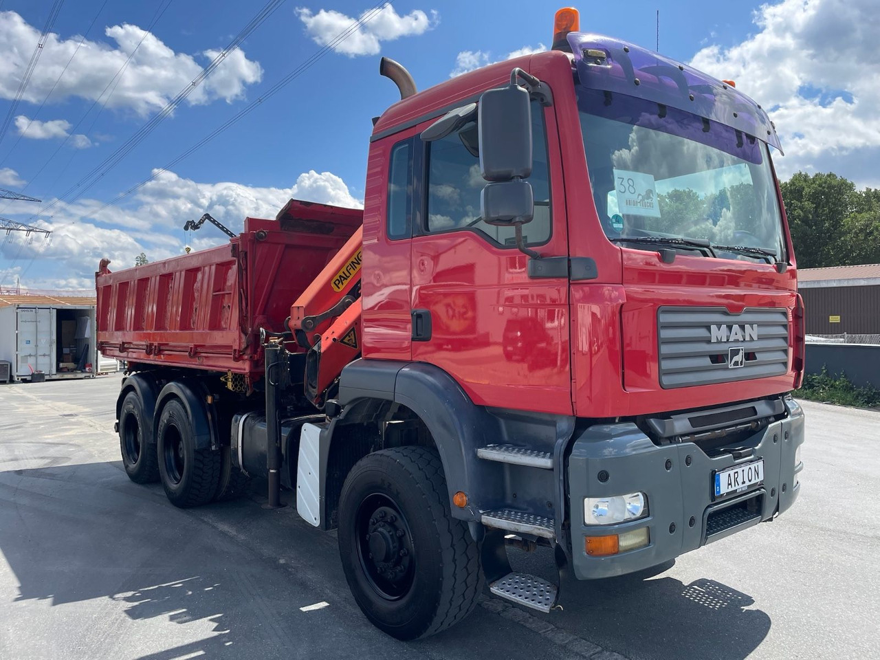 MAN TGA 26.360 6x6H Dreiseitenkipper/Kran/PALFINGER - Kallurauto, Kraanaga veoauto: pilt 1 MAN TGA 26.360 6x6H Dreiseitenkipper/Kran/PALFINGER - Kallurauto, Kraanaga veoauto: pilt 1
