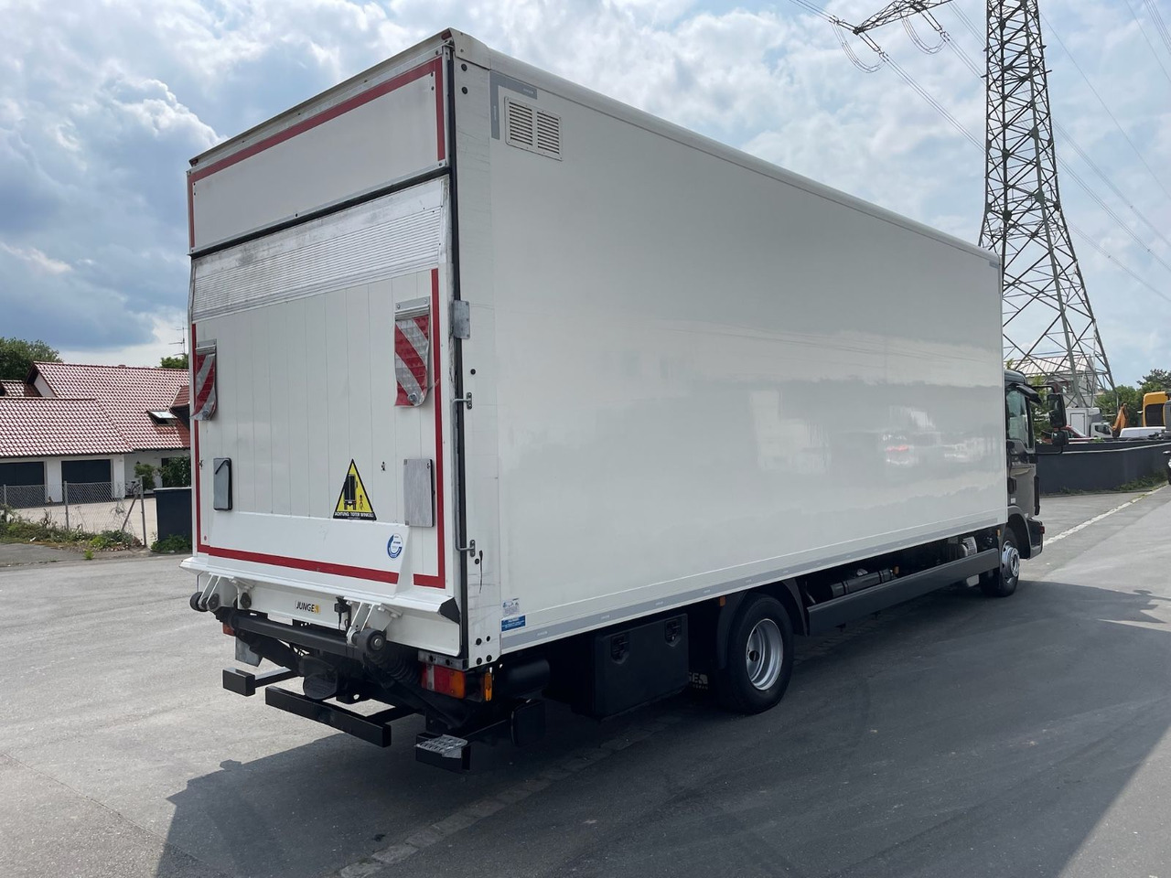 MAN TGL 12.250 4x2 BL Koffer/LBW/PALFINGER/AC/EU6c - Kasti veoauto: pilt 5 MAN TGL 12.250 4x2 BL Koffer/LBW/PALFINGER/AC/EU6c - Kasti veoauto: pilt 5