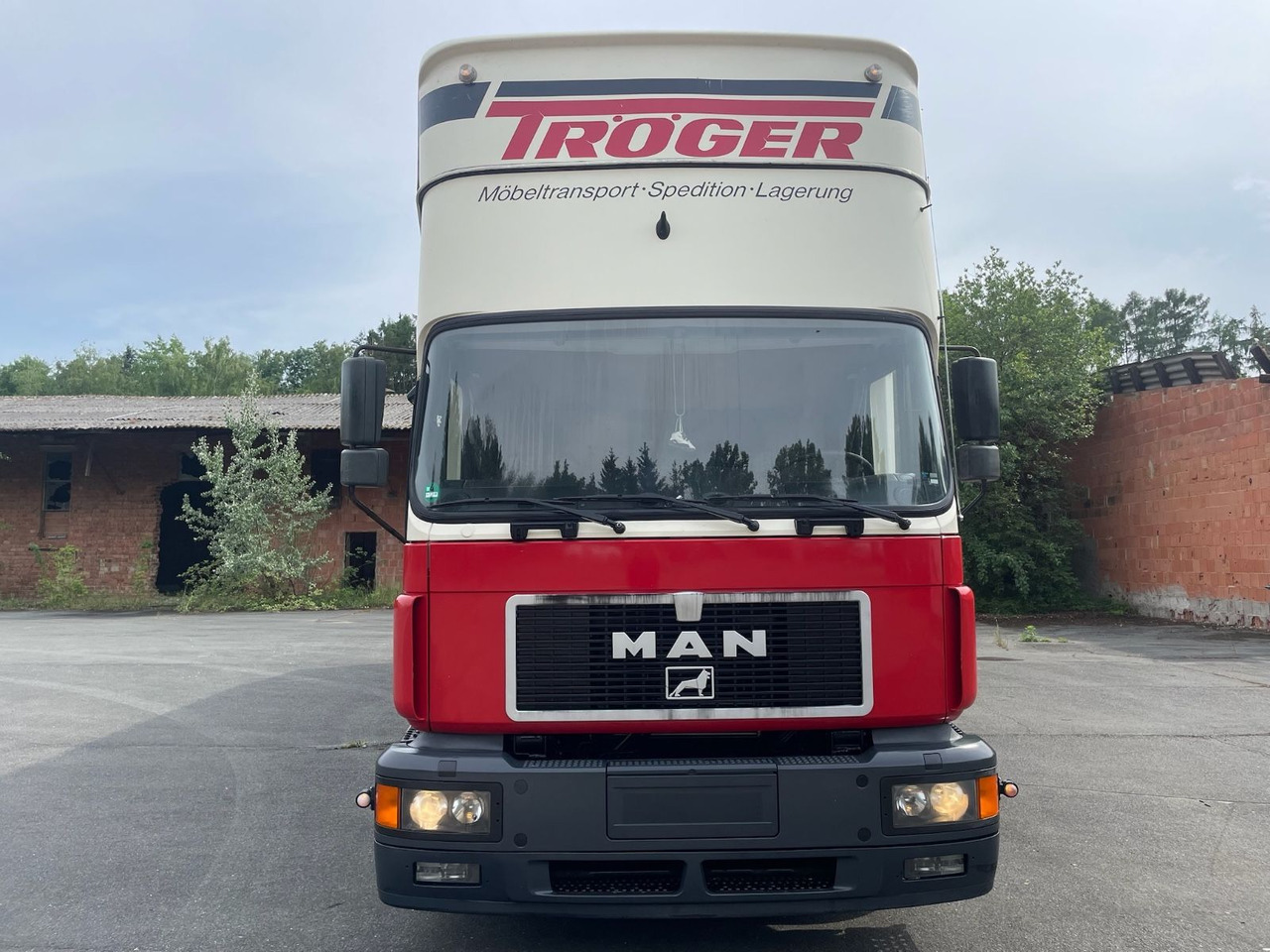MAN 18.264 M40 Wohnmobil/4xBett/AC/Standheizung/EU2 - Matkaauto: pilt 2 MAN 18.264 M40 Wohnmobil/4xBett/AC/Standheizung/EU2 - Matkaauto: pilt 2