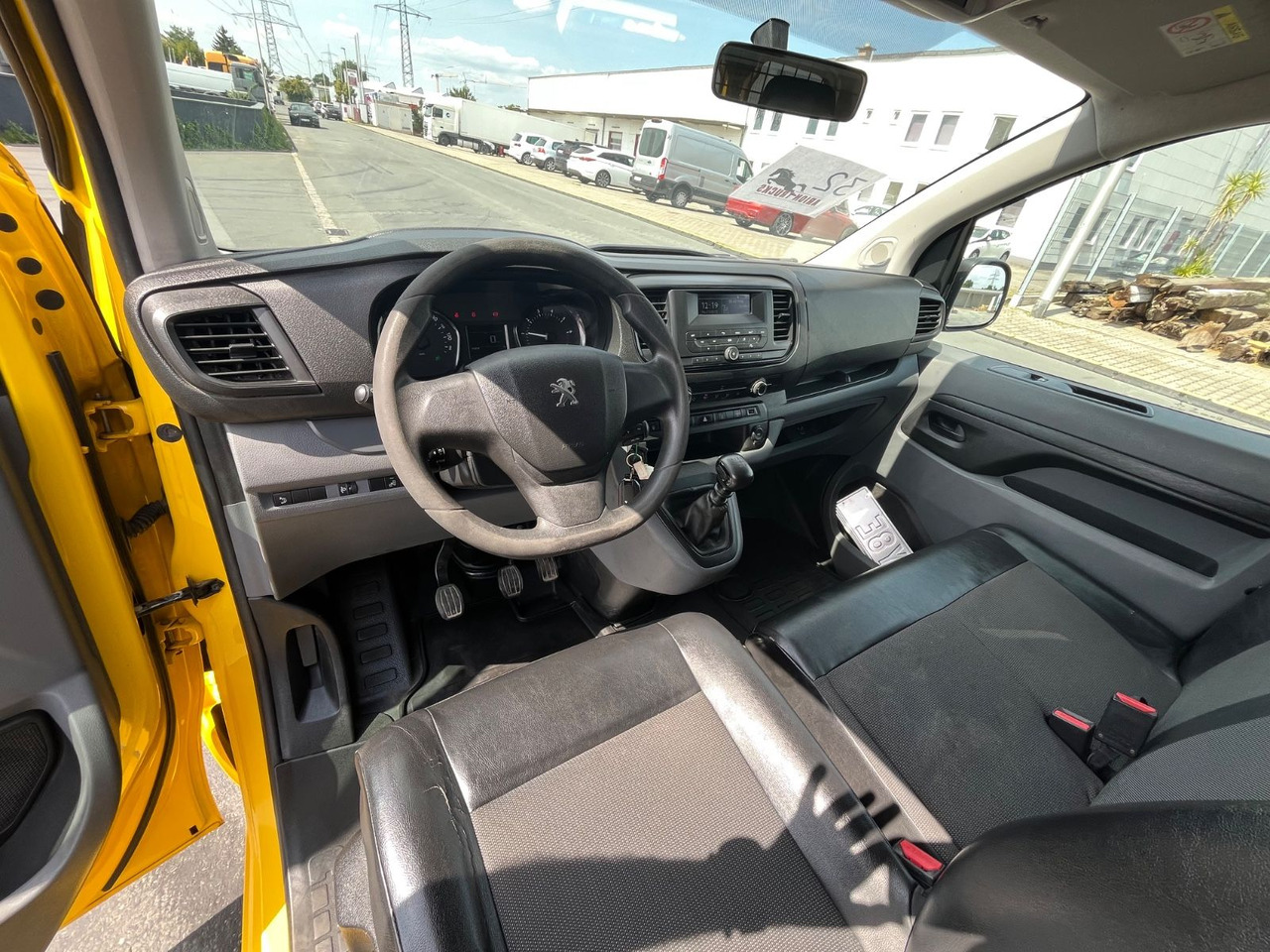 Peugeot Expert Box Pro L3 / 2.0 Blue HDI / More units liising Peugeot Expert Box Pro L3 / 2.0 Blue HDI / More units: pilt 10