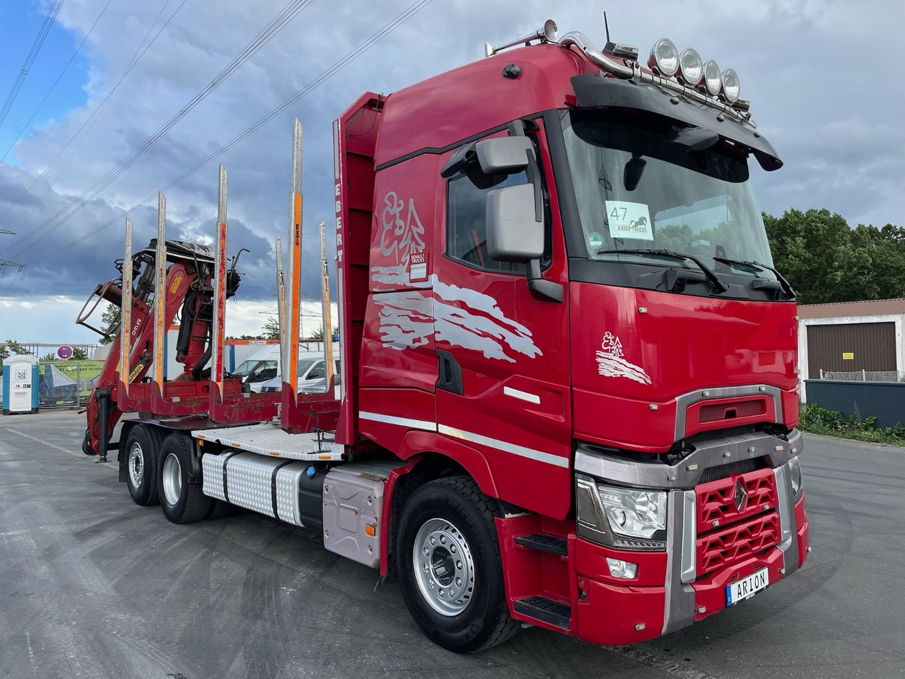 Renault T520 6x2 Kurzholz/PALFINGER/E120Z/VOLVO-ENGINE - Metsaveok, Kraanaga veoauto: pilt 1 Renault T520 6x2 Kurzholz/PALFINGER/E120Z/VOLVO-ENGINE - Metsaveok, Kraanaga veoauto: pilt 1
