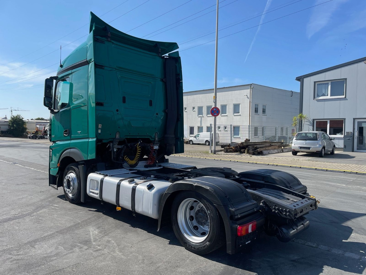 Mercedes-Benz Actros 1843 4x2 MEGA/Standheizung/ACC/2xTank/EU6 - Sadulveok: pilt 4 Mercedes-Benz Actros 1843 4x2 MEGA/Standheizung/ACC/2xTank/EU6 - Sadulveok: pilt 4
