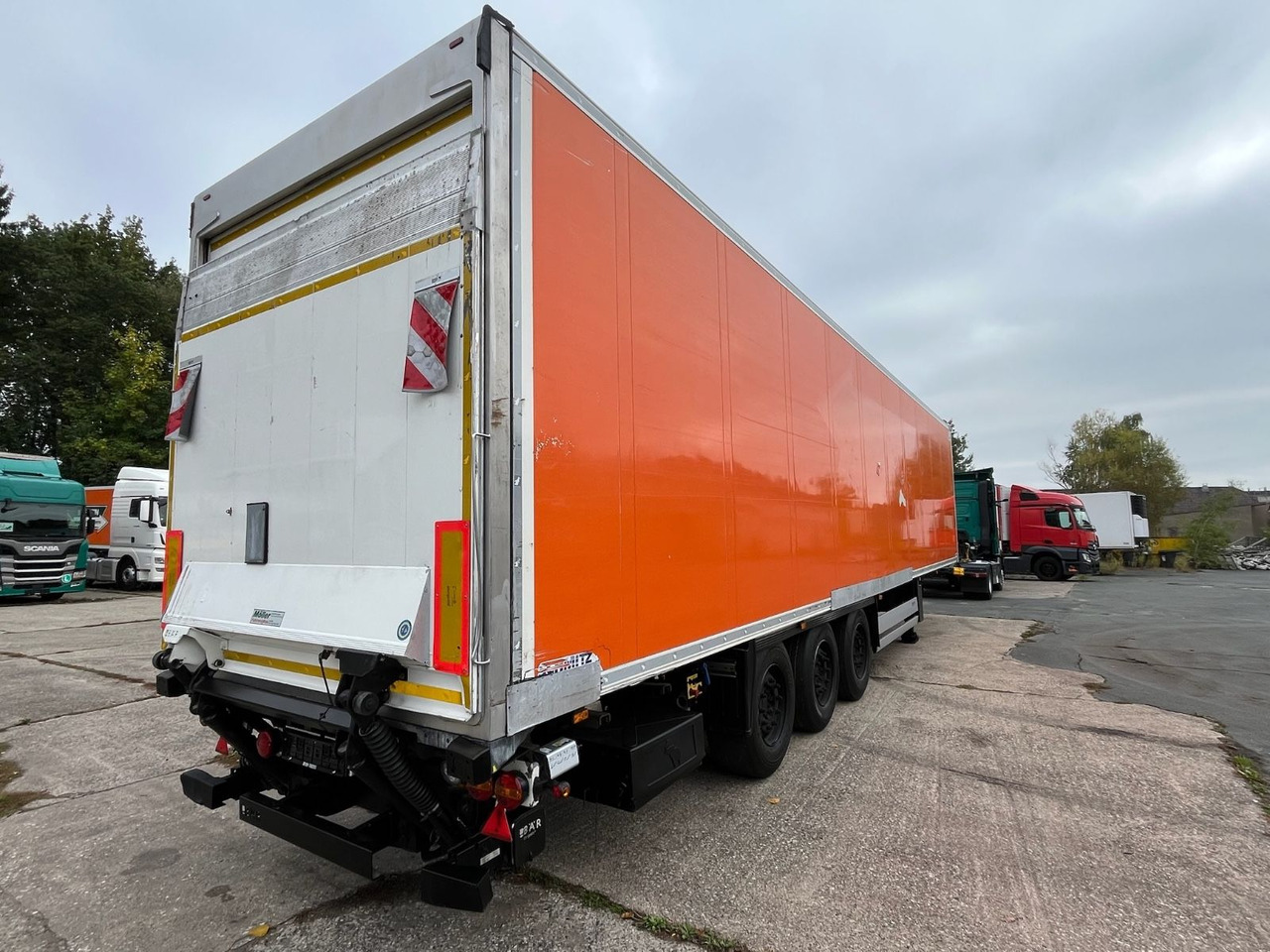 Schmitz Cargobull SCB*S3B/CARRIER/Vector1550/LBW/BÄR/2347h/13,4m - Külmutiga poolhaagis: pilt 4 Schmitz Cargobull SCB*S3B/CARRIER/Vector1550/LBW/BÄR/2347h/13,4m - Külmutiga poolhaagis: pilt 4