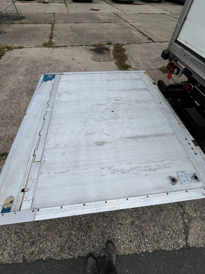 Schmitz Cargobull SCB*S3B/CARRIER/Vector1550/LBW/BÄR/2347h/13,4m - Külmutiga poolhaagis: pilt 5 Schmitz Cargobull SCB*S3B/CARRIER/Vector1550/LBW/BÄR/2347h/13,4m - Külmutiga poolhaagis: pilt 5