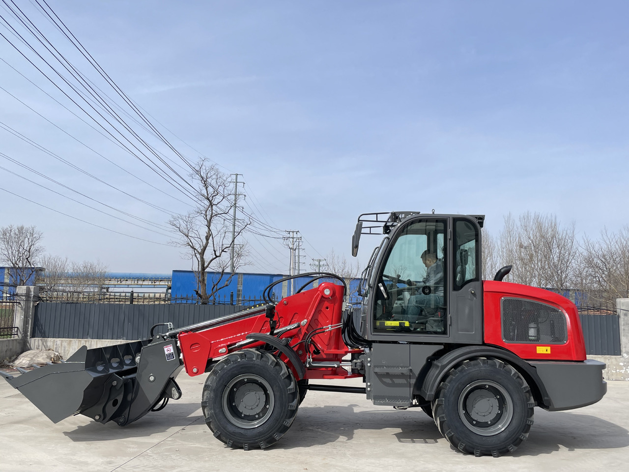 JIELI JL25T - Teleskooprataslaadur: pilt 3 JIELI JL25T - Teleskooprataslaadur: pilt 3