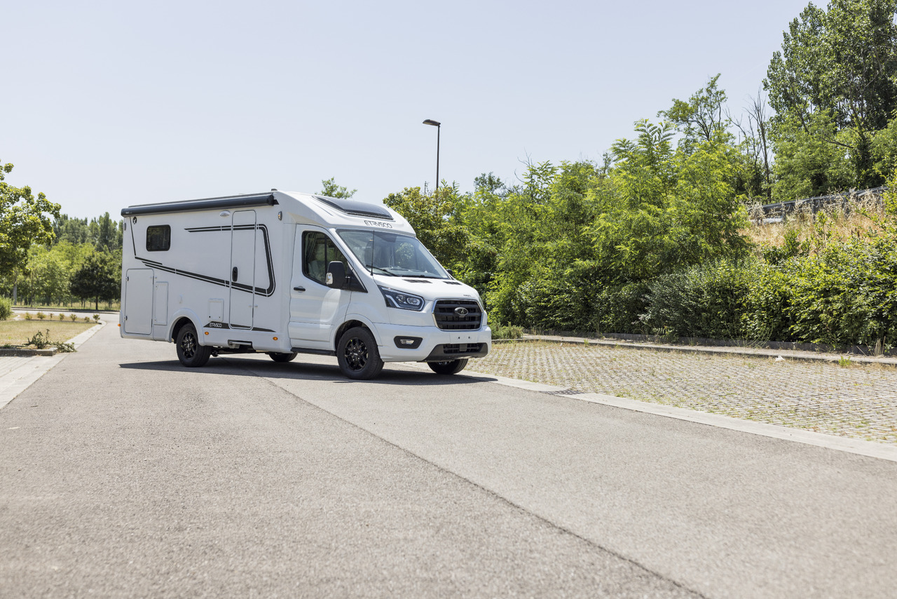 ETRUSCO Etrusco V 6.8 SCF - Matkaauto: pilt 2 ETRUSCO Etrusco V 6.8 SCF - Matkaauto: pilt 2