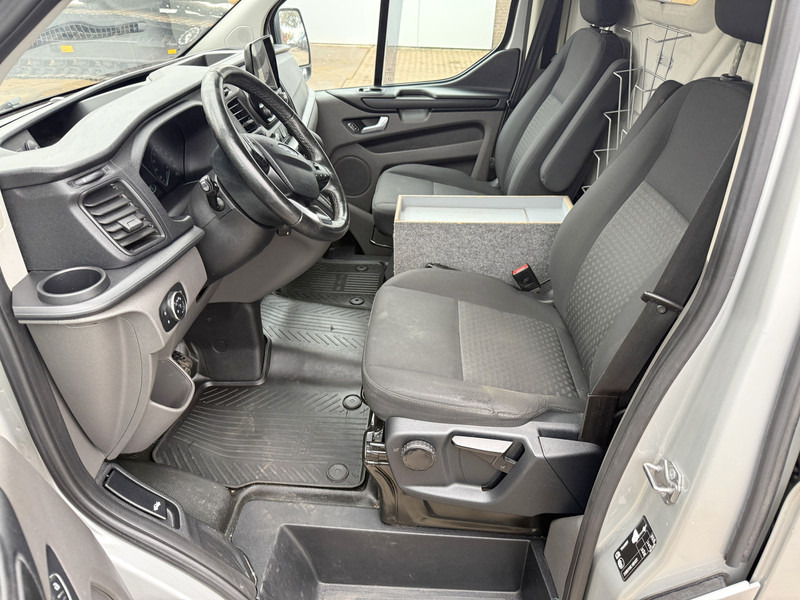 Väike kaubik Ford Transit Custom 2.0 TDCI 130PK Automaat L1H1 LED Dubbele Schuifdeuren Airco Cruise Control Camera Navigatie Stoelverwarming Parkeersensoren voor achter: pilt 8 Väike kaubik Ford Transit Custom 2.0 TDCI 130PK Automaat L1H1 LED Dubbele Schuifdeuren Airco Cruise Control Camera Navigatie Stoelverwarming Parkeersensoren voor achter: pilt 8