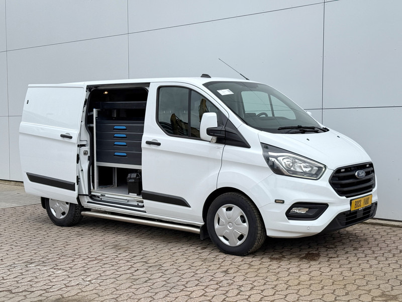 Ford Transit Custom 340 1.0 EcoBoost PHEV 126PK PHEV Benzine Plug In Hybride Automaat L1H1 Oprijplaat Airco Cruise Control Carplay Stoelverwarming Parkeersensoren voor achter - Väike kaubik: pilt 5 Ford Transit Custom 340 1.0 EcoBoost PHEV 126PK PHEV Benzine Plug In Hybride Automaat L1H1 Oprijplaat Airco Cruise Control Carplay Stoelverwarming Parkeersensoren voor achter - Väike kaubik: pilt 5