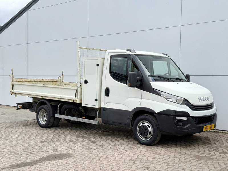 Iveco Daily 35C12 2.3 Kipper Dubbellucht 3.5t Trekhaak Airco Cruise Control Lucht geveerde stoel - Tarbesõiduk kallur: pilt 5 Iveco Daily 35C12 2.3 Kipper Dubbellucht 3.5t Trekhaak Airco Cruise Control Lucht geveerde stoel - Tarbesõiduk kallur: pilt 5