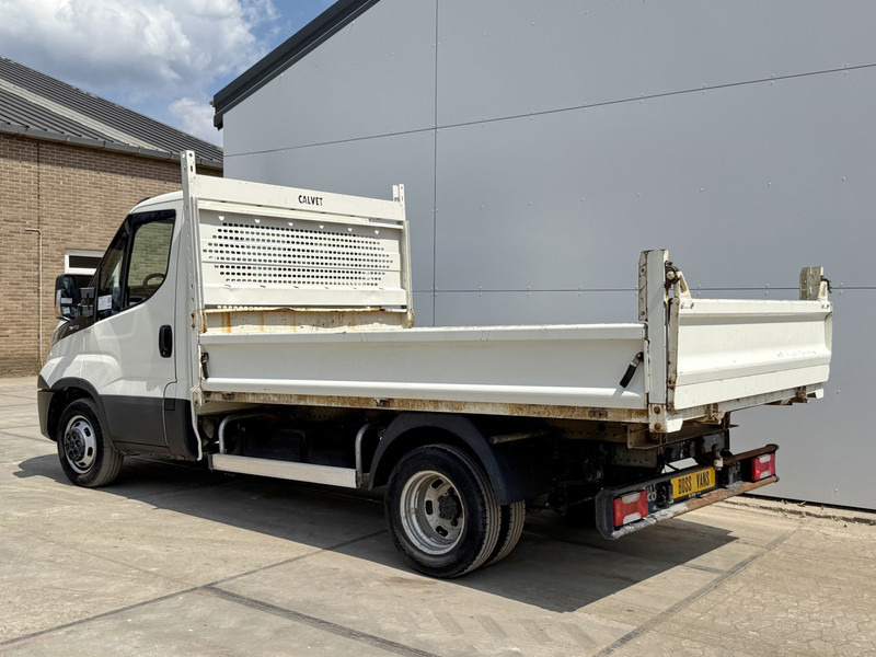 Iveco Daily 35C12 2.3 Kipper Dubbellucht Trekhaak Airco Cruise Control Lucht Geveerde Stoel - Tarbesõiduk kallur: pilt 3 Iveco Daily 35C12 2.3 Kipper Dubbellucht Trekhaak Airco Cruise Control Lucht Geveerde Stoel - Tarbesõiduk kallur: pilt 3