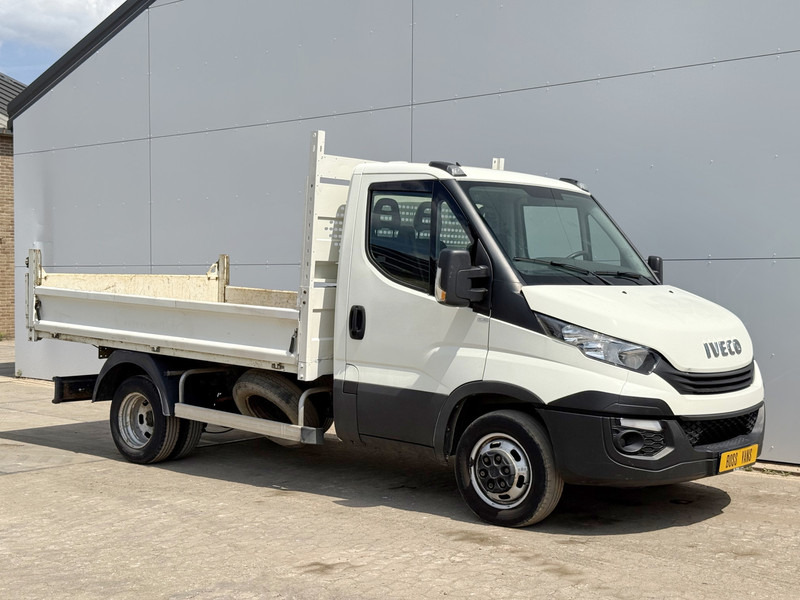 Iveco Daily 35C12 2.3 Kipper Dubbellucht Trekhaak Airco Cruise Control Lucht Geveerde Stoel - Tarbesõiduk kallur: pilt 5 Iveco Daily 35C12 2.3 Kipper Dubbellucht Trekhaak Airco Cruise Control Lucht Geveerde Stoel - Tarbesõiduk kallur: pilt 5