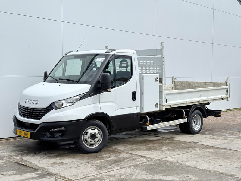 Iveco Daily 35C12 2.3 L3 Kipper Dubbellucht 3.5t Trekhaak Airco Cruise Control Lucht Geveerde Stoel - Tarbesõiduk kallur: pilt 2 Iveco Daily 35C12 2.3 L3 Kipper Dubbellucht 3.5t Trekhaak Airco Cruise Control Lucht Geveerde Stoel - Tarbesõiduk kallur: pilt 2