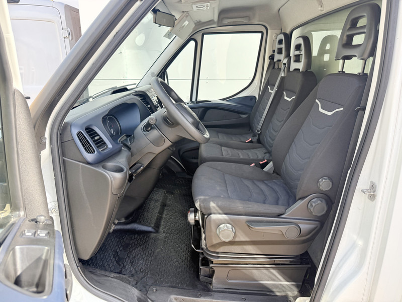 Tarbesõiduk furgoon Iveco Daily 35C14 2.3 Automaat Airco Cruise Control Camera Meubelbak Foodtruck Camper XL: pilt 5 Tarbesõiduk furgoon Iveco Daily 35C14 2.3 Automaat Airco Cruise Control Camera Meubelbak Foodtruck Camper XL: pilt 5