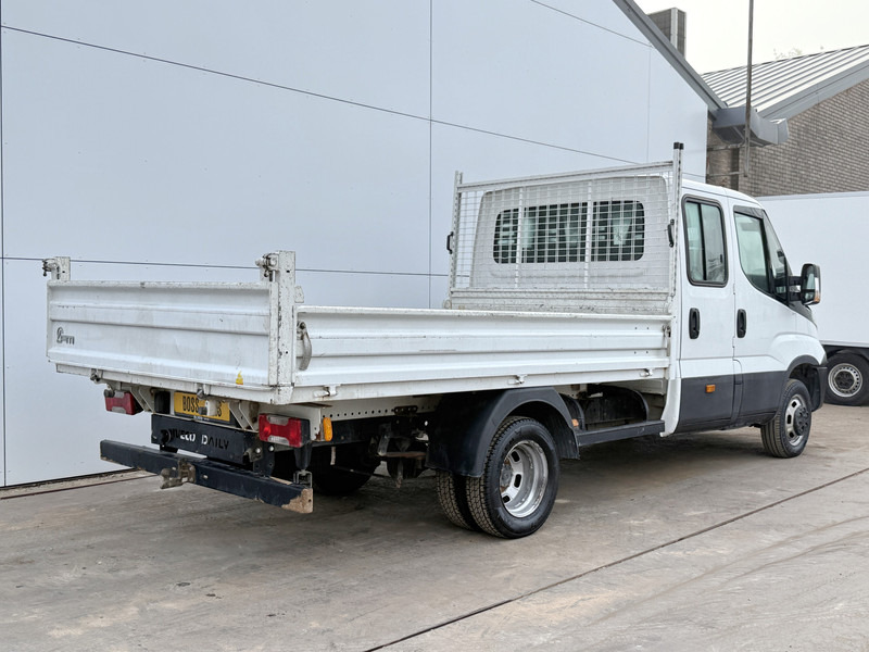 Iveco Daily 35C14 2.3 Dubbele Cabine Dubbellucht 7 Stoelen Airco Cruise Control Trekhaak 3.5t Tipper Benne Kipper - Tarbesõiduk kallur, Meeskonnaauto: pilt 4 Iveco Daily 35C14 2.3 Dubbele Cabine Dubbellucht 7 Stoelen Airco Cruise Control Trekhaak 3.5t Tipper Benne Kipper - Tarbesõiduk kallur, Meeskonnaauto: pilt 4