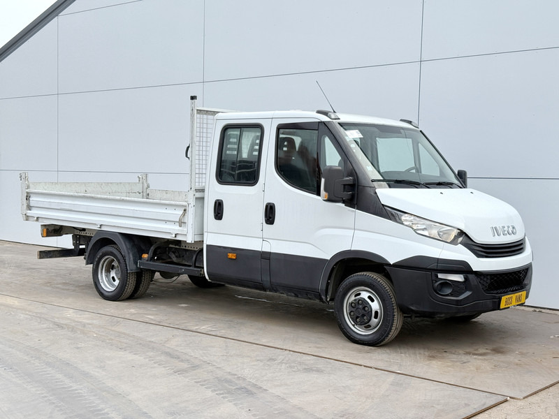 Iveco Daily 35C14 2.3 Dubbele Cabine Dubbellucht 7 Stoelen Airco Cruise Control Trekhaak 3.5t Tipper Benne Kipper - Tarbesõiduk kallur, Meeskonnaauto: pilt 5 Iveco Daily 35C14 2.3 Dubbele Cabine Dubbellucht 7 Stoelen Airco Cruise Control Trekhaak 3.5t Tipper Benne Kipper - Tarbesõiduk kallur, Meeskonnaauto: pilt 5