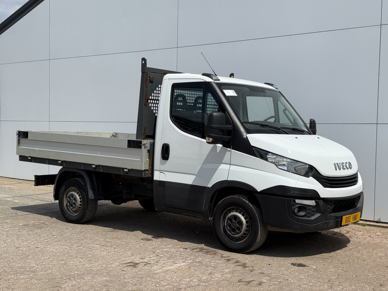 Iveco Daily 35S14 2.3 Open Laadbak Pritische Airco Cruise Control Lucht Geveerde Stoel - Madelauto: pilt 4 Iveco Daily 35S14 2.3 Open Laadbak Pritische Airco Cruise Control Lucht Geveerde Stoel - Madelauto: pilt 4