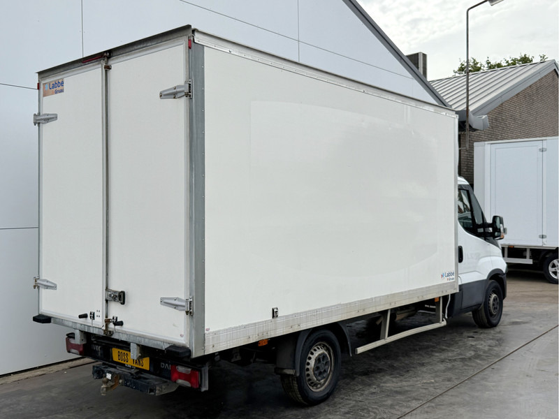 Iveco Daily 35S16 2.3 Bakwagen met achterdeur 3,5t Trekhaak Meubelbak Koffer Airco Cruise Control Camera - Tarbesõiduk furgoon: pilt 3 Iveco Daily 35S16 2.3 Bakwagen met achterdeur 3,5t Trekhaak Meubelbak Koffer Airco Cruise Control Camera - Tarbesõiduk furgoon: pilt 3