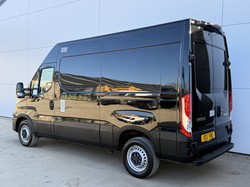 Iveco Daily 35S16 L2H2 Adaptive Cruise Control Airco Camera Navigatie 3,5t Trekhaak - Väike kaubik: pilt 2 Iveco Daily 35S16 L2H2 Adaptive Cruise Control Airco Camera Navigatie 3,5t Trekhaak - Väike kaubik: pilt 2