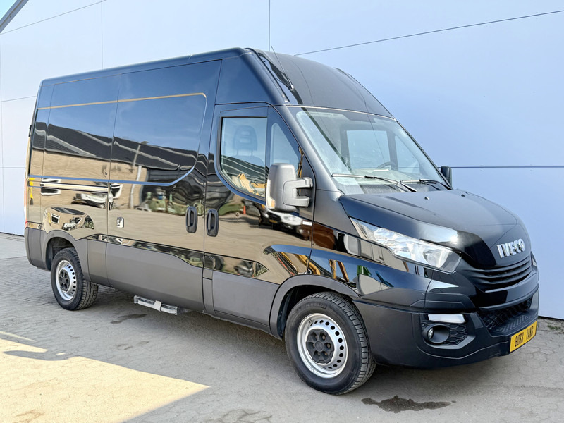 Iveco Daily 35S16 L2H2 Airco Cruise Control Camera 3.5t Trekhaak - Kaubik: pilt 4 Iveco Daily 35S16 L2H2 Airco Cruise Control Camera 3.5t Trekhaak - Kaubik: pilt 4