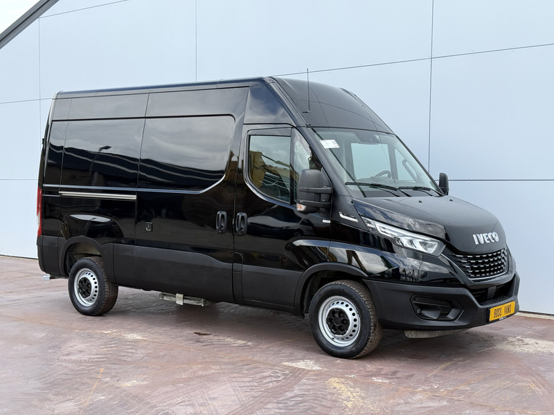 Iveco Daily 35S18 3.0 Automaat L2H2 Adaptieve Cruise Control LED Airco Camera Trekhaak - Kaubik: pilt 4 Iveco Daily 35S18 3.0 Automaat L2H2 Adaptieve Cruise Control LED Airco Camera Trekhaak - Kaubik: pilt 4