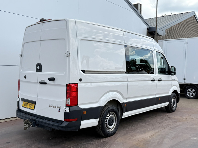 MAN TGE 3.140 2.0 TDI L3H3 Dubbele Cabine 7 Stoelen Airco Cruise Control Trekhaak Carplay Navigatie - Kaubik, Meeskonnaauto: pilt 3 MAN TGE 3.140 2.0 TDI L3H3 Dubbele Cabine 7 Stoelen Airco Cruise Control Trekhaak Carplay Navigatie - Kaubik, Meeskonnaauto: pilt 3