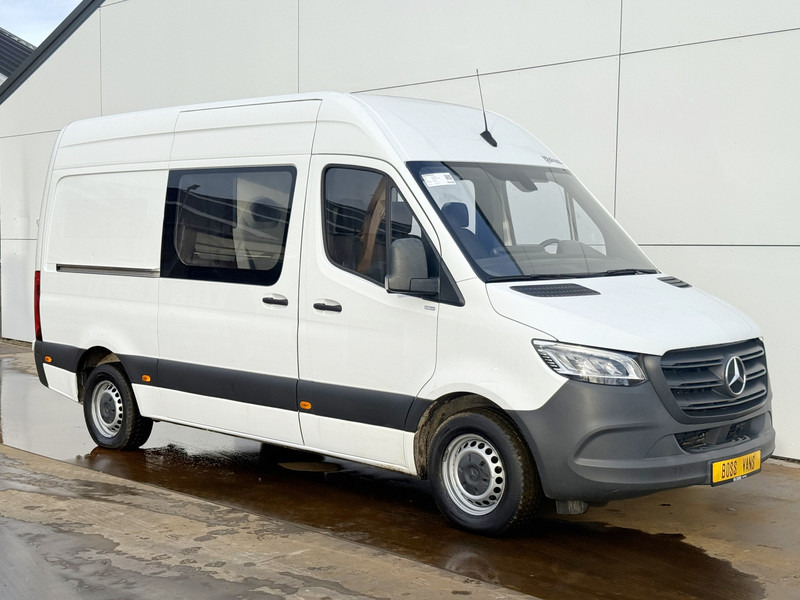 Mercedes-Benz Sprinter 314 2.2 CDI Automaat L2H2 LED Dubbele Cabine Cruise Control Climate Control Carplay Camera Trekhaak 7 Stoelen - Kaubik, Meeskonnaauto: pilt 4 Mercedes-Benz Sprinter 314 2.2 CDI Automaat L2H2 LED Dubbele Cabine Cruise Control Climate Control Carplay Camera Trekhaak 7 Stoelen - Kaubik, Meeskonnaauto: pilt 4