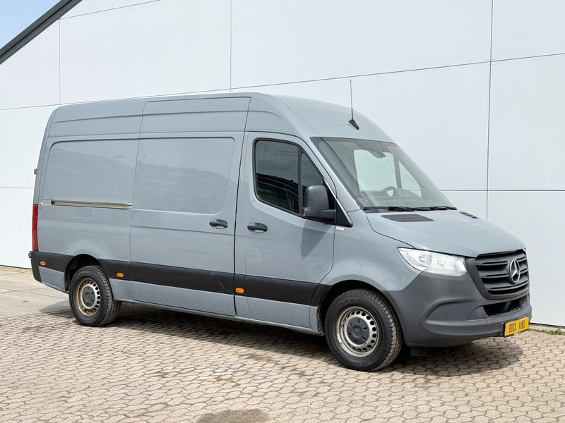 Mercedes-Benz Sprinter 315 1.9 CDI L2H2 Climate Control Cruise Control Carplay Camera - Väike kaubik: pilt 4 Mercedes-Benz Sprinter 315 1.9 CDI L2H2 Climate Control Cruise Control Carplay Camera - Väike kaubik: pilt 4