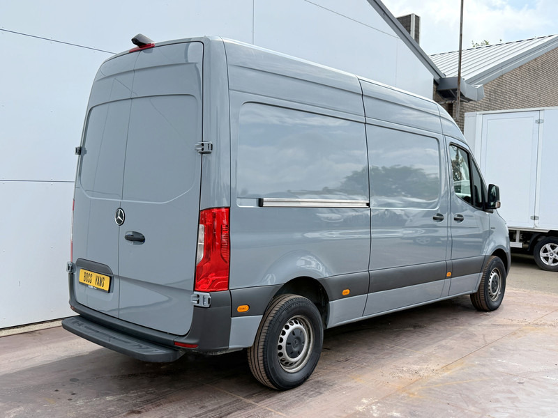 Mercedes-Benz eSprinter 312 L2H2 Elektrisch 41kWh 120pk Climate Control Camera Stoelverwarming - Kaubik, Elektrikaubik: pilt 3 Mercedes-Benz eSprinter 312 L2H2 Elektrisch 41kWh 120pk Climate Control Camera Stoelverwarming - Kaubik, Elektrikaubik: pilt 3
