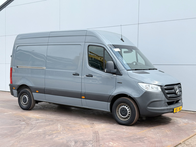 Mercedes-Benz eSprinter 312 L2H2 Elektrisch 41kWh 120pk Climate Control Camera Stoelverwarming - Kaubik, Elektrikaubik: pilt 4 Mercedes-Benz eSprinter 312 L2H2 Elektrisch 41kWh 120pk Climate Control Camera Stoelverwarming - Kaubik, Elektrikaubik: pilt 4