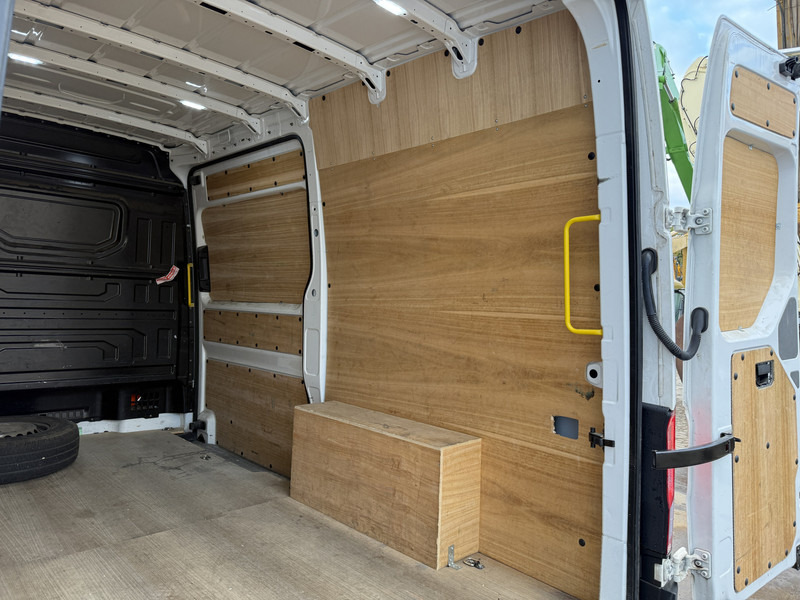 Kaubik Volkswagen Crafter 2.0 TDI 140PK L3H3 Airco Cruise Control Carplay Parkeersensoren voor achter: pilt 15