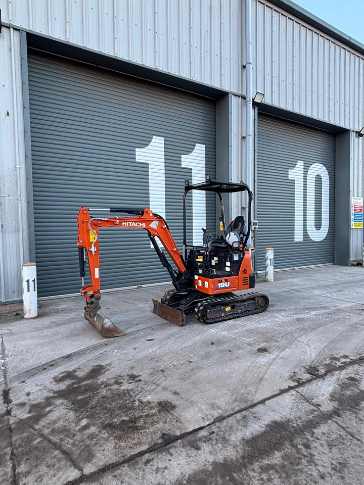 Hitachi ZX19U-6 - Miniekskavaator: pilt 1 Hitachi ZX19U-6 - Miniekskavaator: pilt 1